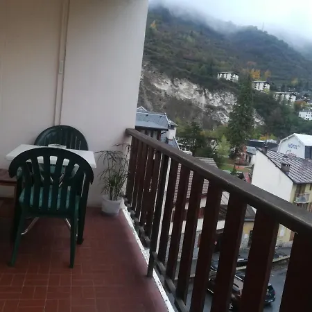 Vesca - Vue Sur La Montagne Daire